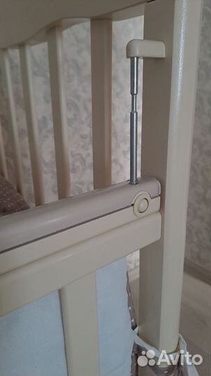 Детская кроватка с матрасом