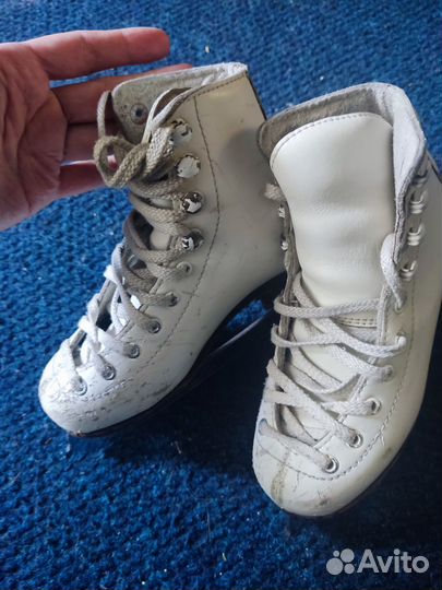 Фигурные коньки wifa 28