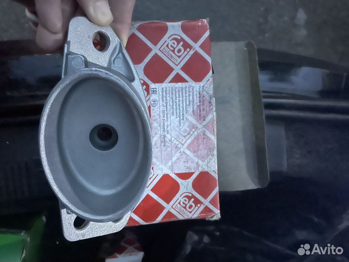 Опора амортизатора Febi 26618 аналог 1K0513353J