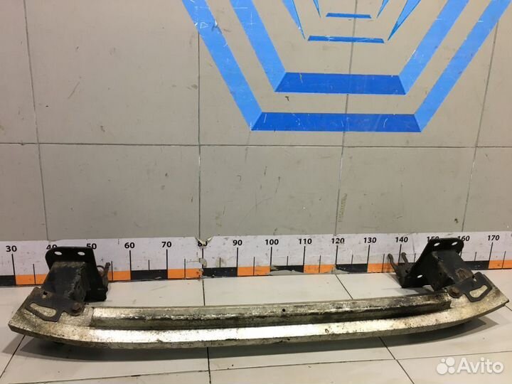 Усилитель переднего бампера Audi Q7 4L