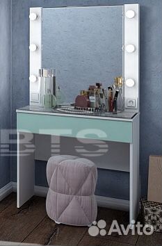 Туалетный столик