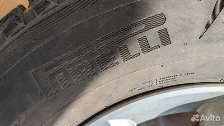 Комплект шипованных колес на Mitsubishi Pajero 4