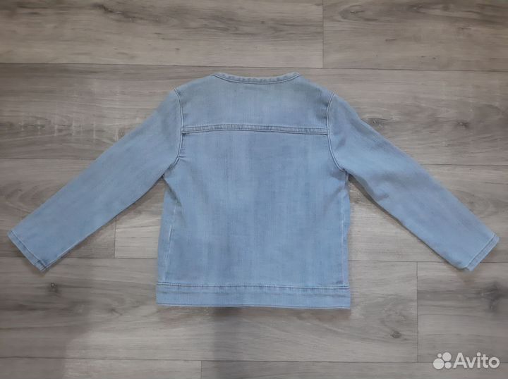 Куртка джинсовая на девочку 104 размер