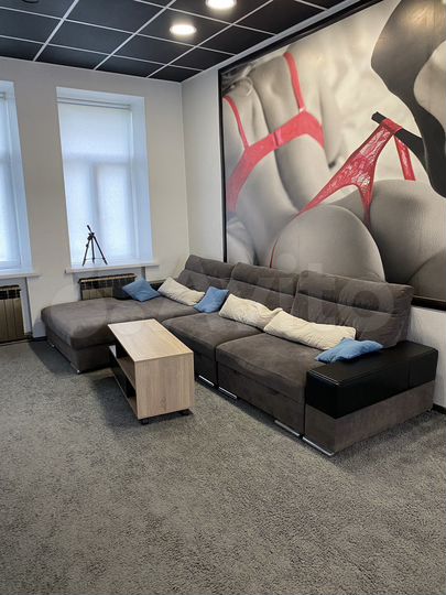 1-к. квартира, 52 м², 1/4 эт.