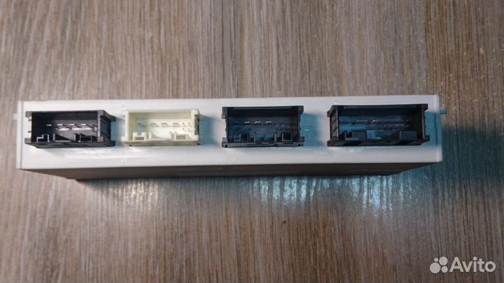 Блок управления крышкой багажника BMW 5