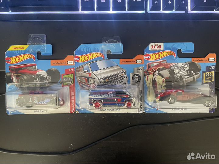 Разные Hot Wheels