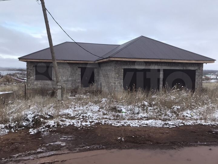 Дом 210 м² на участке 12 сот.