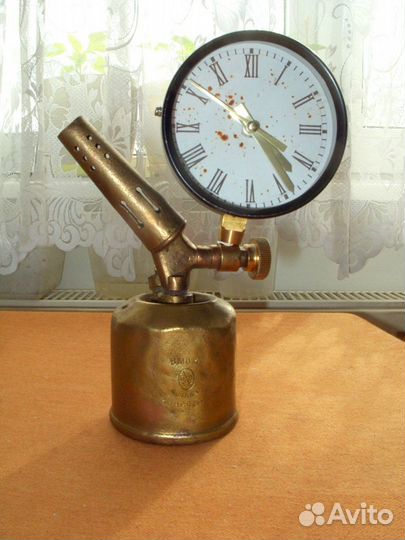 Часы в стиле Лофт