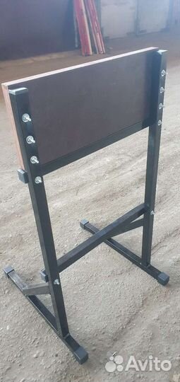 Стойка для лодочного мотора