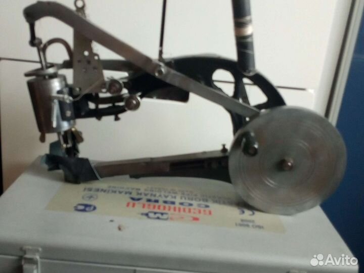Рукавная швейная машинка Версаль