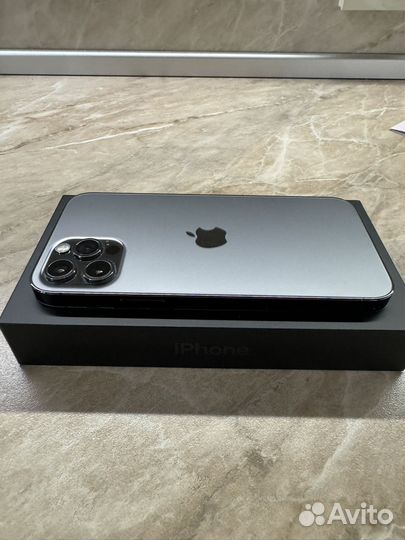 iPhone 12 Pro, 256 ГБ