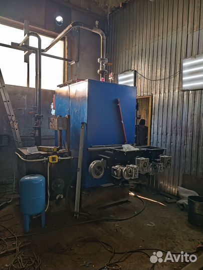 Твердотопливный котел с автоматической подачей