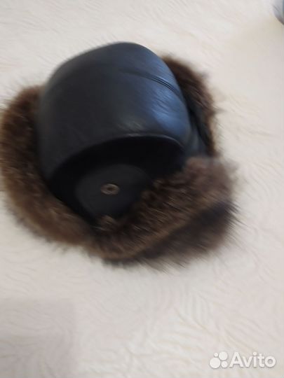 Мужская зимняя шапка кожаная