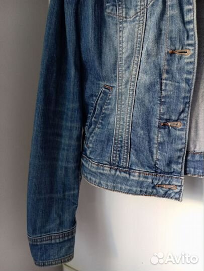 Джинсовая куртка zolla 42