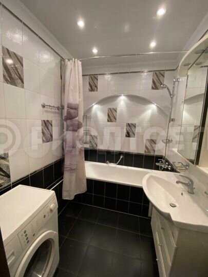 3-к. квартира, 73,7 м², 1/9 эт.