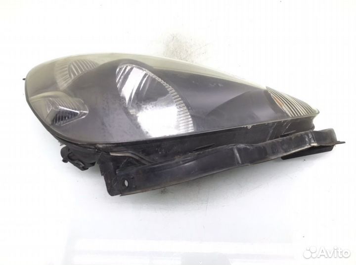 Фара Honda Jazz (2002-2008)