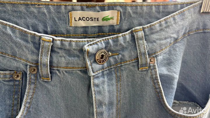 Джинсы Lacoste широкие