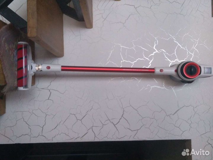 Беспроводной пылесос redmond