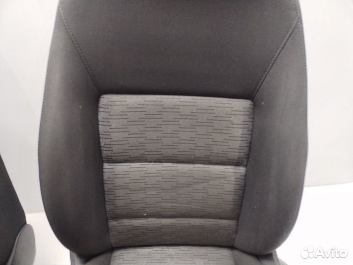 Сиденья комплект Skoda Octavia A5 1.8 cdab 2011