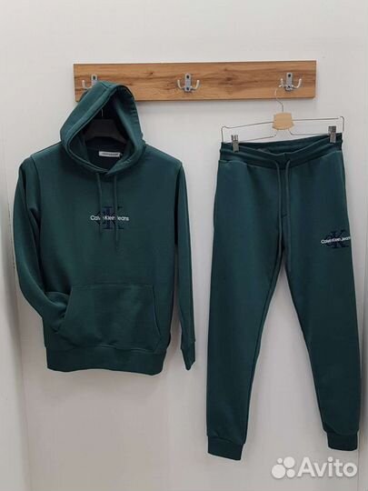 Спортивный костюм мужской новый Calvin Klein