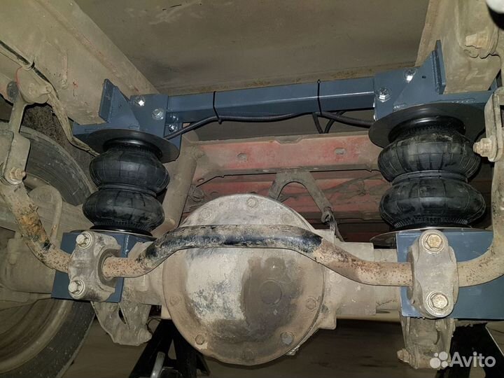 Пневмоподвеска Mercedes-Benz Sprinter задняя ось