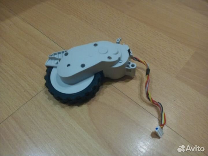 Робот пылесос Xiaomi, Roborock / Колеса с разбора