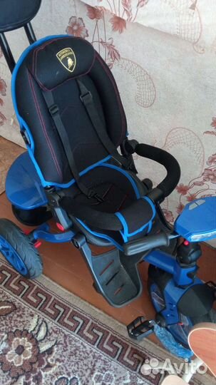 Трехколесный велосипед