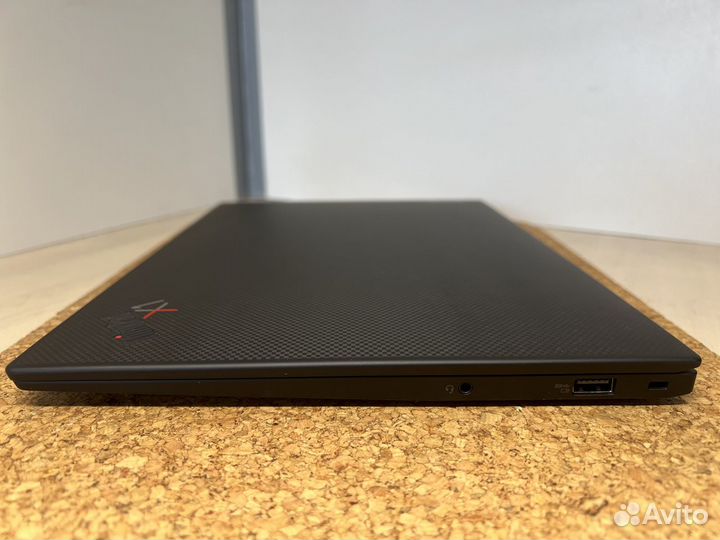 Lenovo ThinkPad X1 Carbon Gen 9 HDR i7/16/512 #1