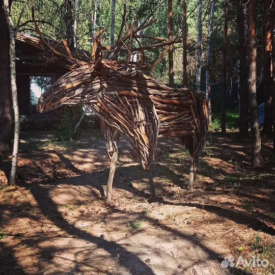 Скульптура лося