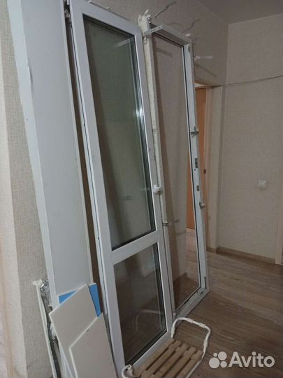 Двери пластиковые со стеклом бу
