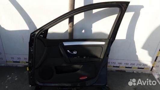 Дверь передняя правая renault laguna 3 (DBG04E201)