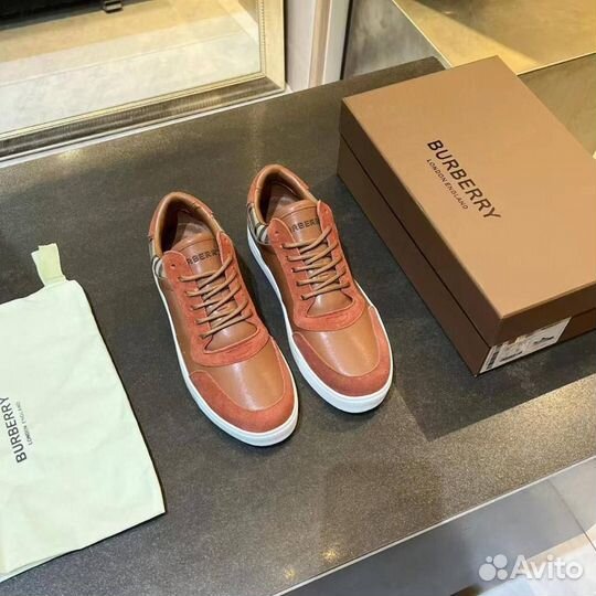 Кроссовки Burberry