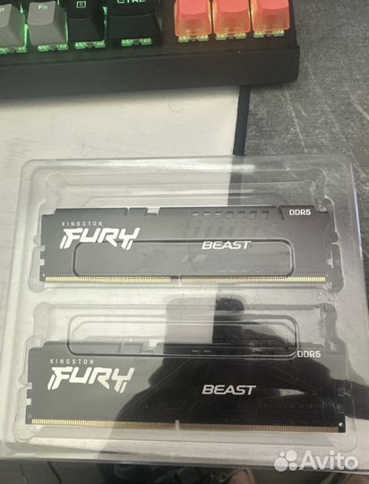 Модуль памяти dimm 16Gb DDR5 PC5-44800 5600MHz