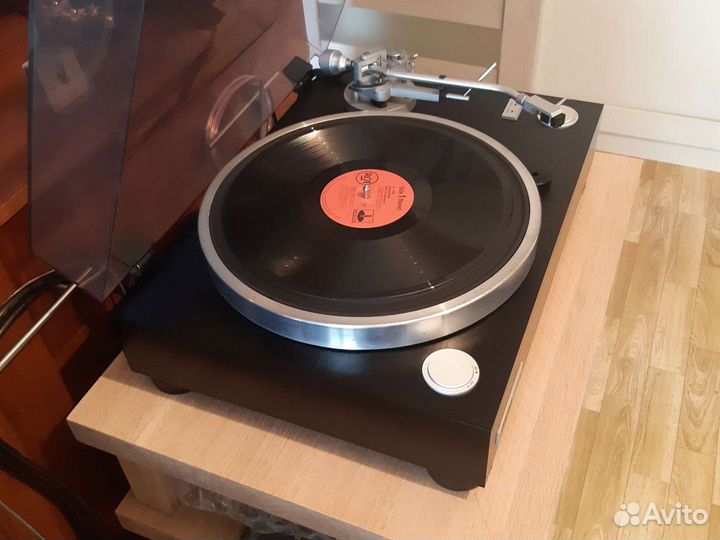 Виниловый проигрыватель Yamaha GT 750