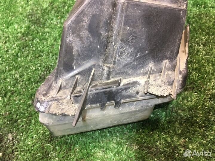 Фара противотуманная правая Skoda Rapid NH3 cwva