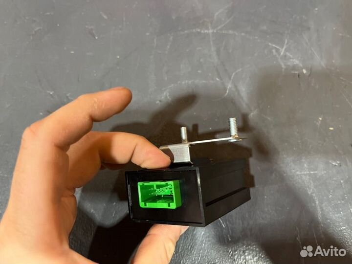 Усилитель антенны Land Rover Range Rover Sport 2