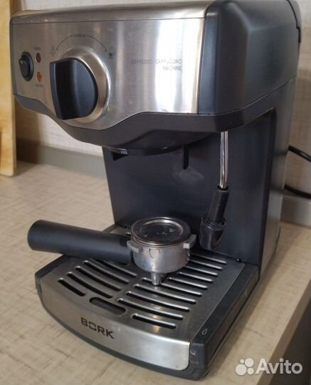 Кофеварка рожковая bork