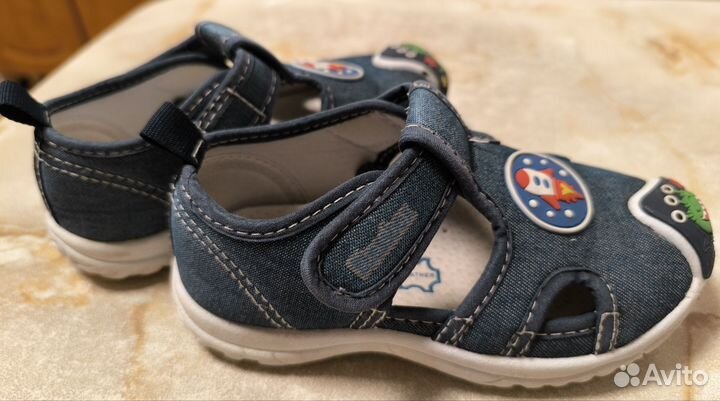 Сандалии детские для мальчиков 27
