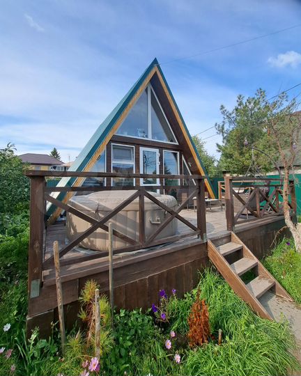 Дом 63 м² на участке 6 сот.