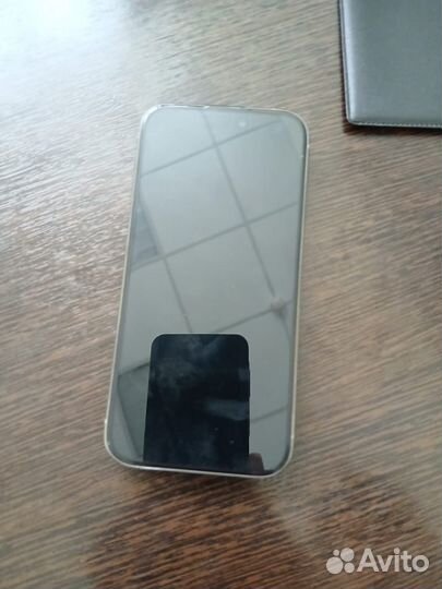 iPhone 15 Pro, 128 ГБ