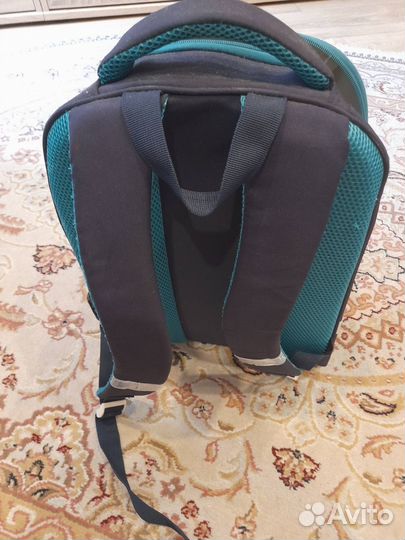 Рюкзак школьный