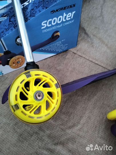 Самокат детский новый