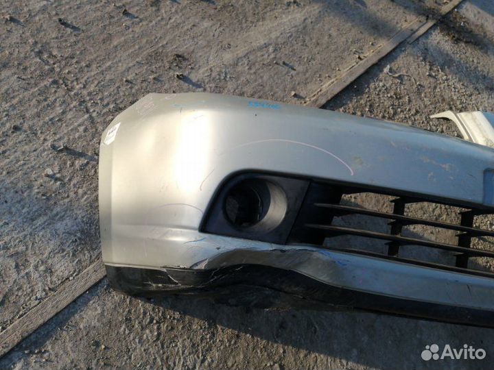 Бампер передний Nissan Tiida C11