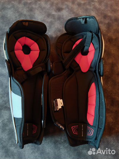 Защита голени reebok 18K SR