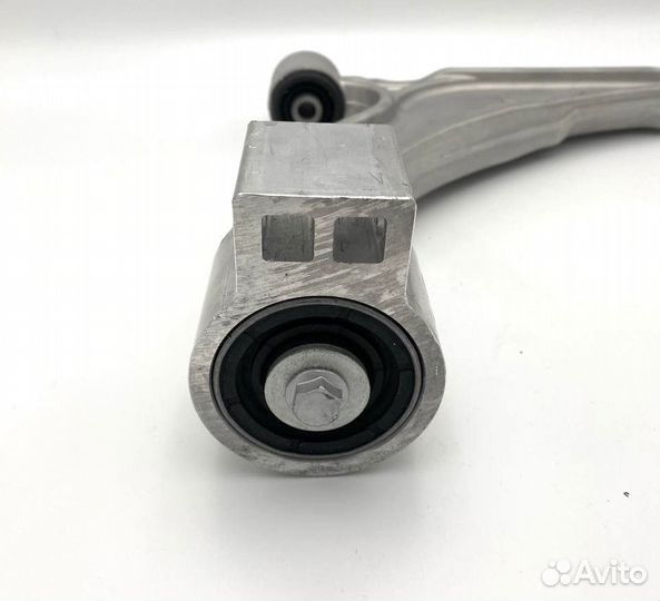 Рычаг передней подвески правый Опель Астра J, Шевр