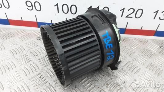 Моторчик печки peugeot 308 1 (TBE12KK01)