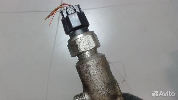 Рампа топливная Toyota Avensis 2, 2007