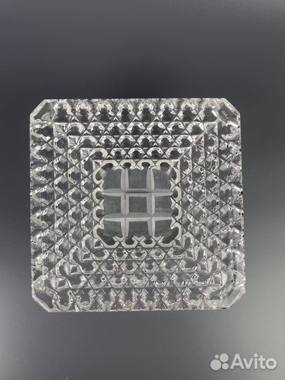 Квадратная салатница