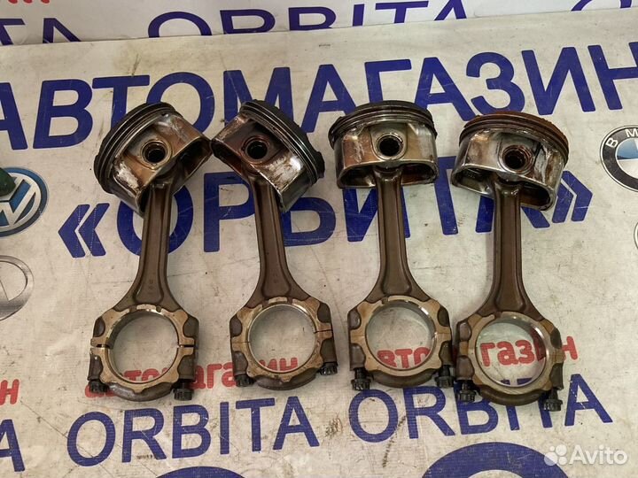 Поршень с шатуном Toyota Camry (XV50, XV55)