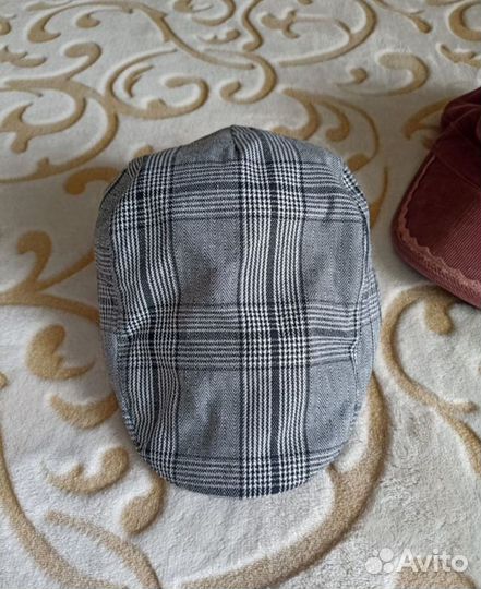 Кепка, бейсболки. Много разных. Унисекс